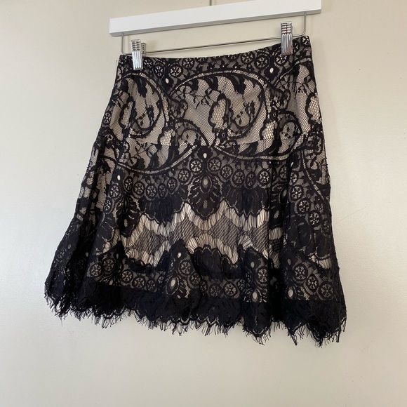 BB Dakota Theadora Scallop Lace Skirt - Picture 6 of 8